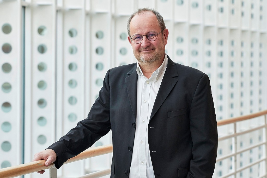 Prof. Harald Schwalbe is appointed the new Instruct-ERIC director